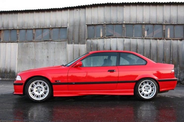 BMW E36 M3 hellrot