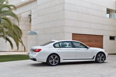 2016 BMW 7 series white 2016 BMW 7 series white