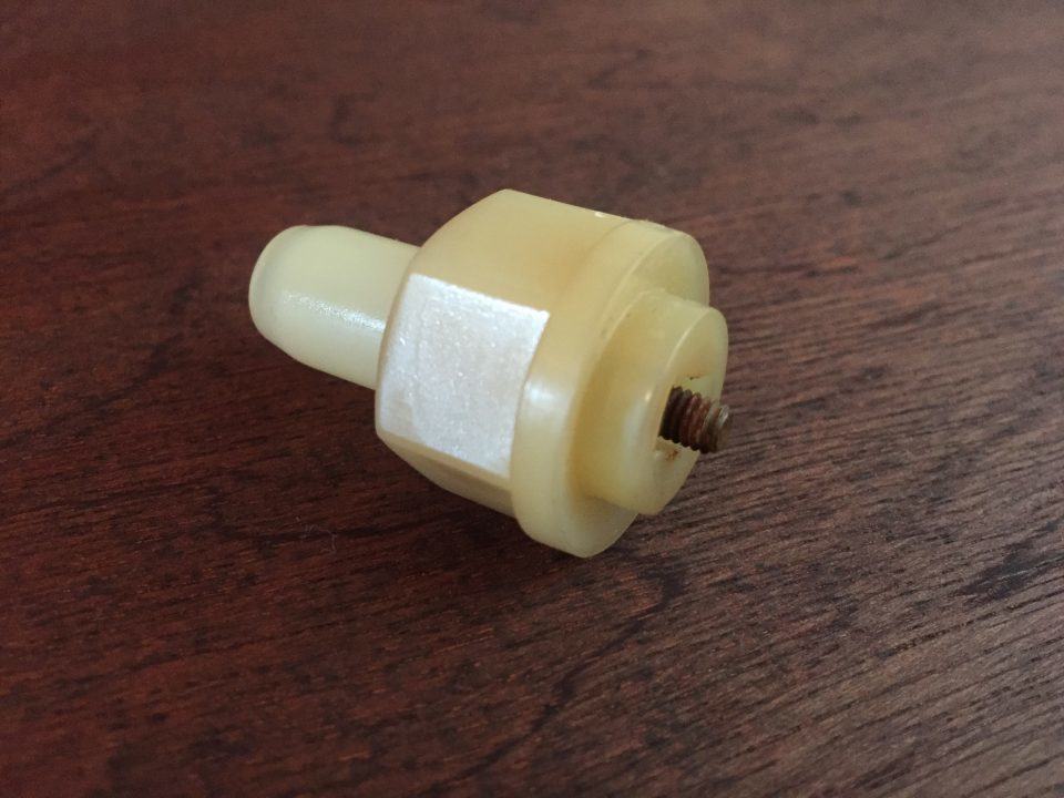 What tool goes in this BMW tool kit location?