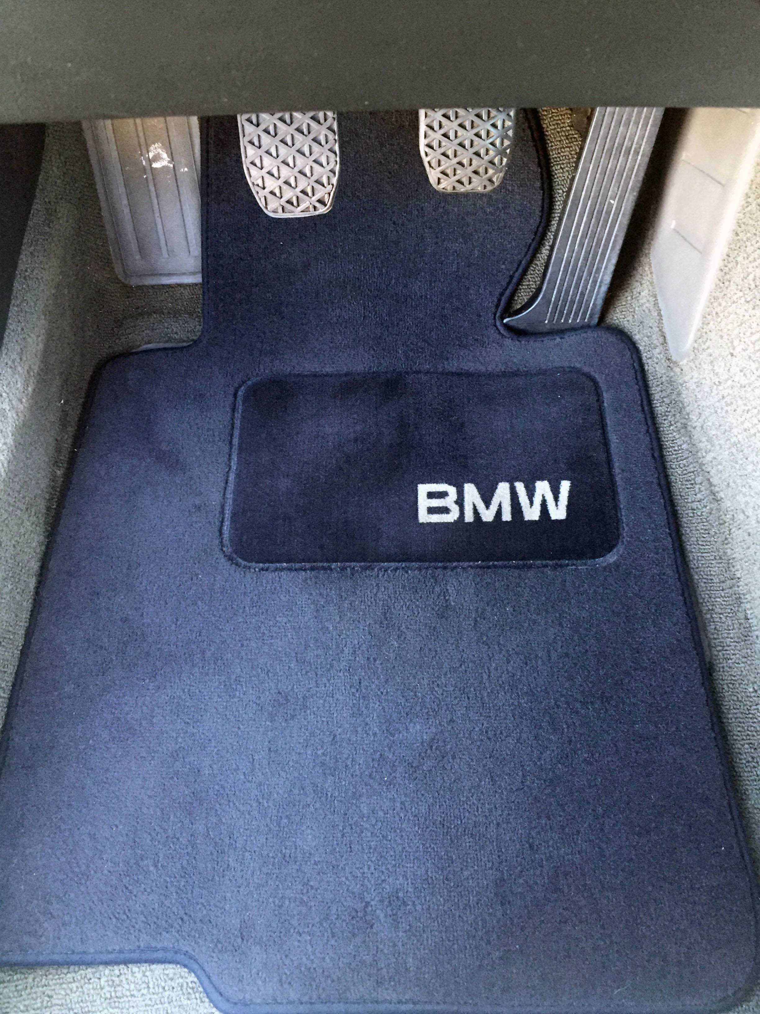 Discontinued OEM BMW E30 floor mats option - BIMMERtips.com