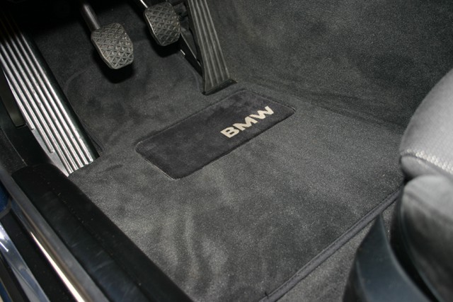 Discontinued Oem Bmw E30 Floor Mats Option Bimmertips Com