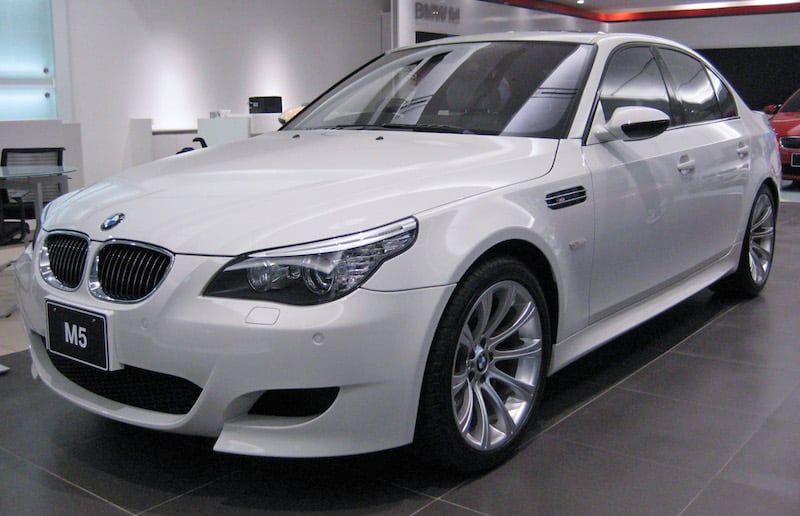 BMW E60 M5 Alpine White