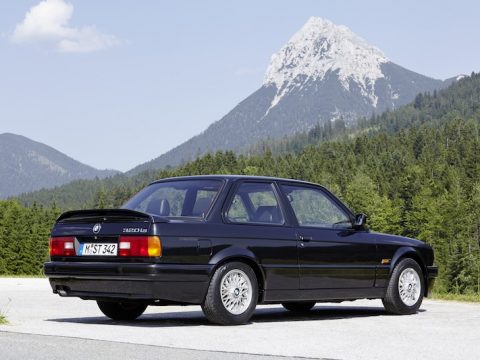 BMW E30 Mtech 2 black