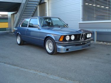 BMW E21 Sapphire Blue Metallic