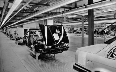 1987 BMW E30 manufacturing 1987 BMW E30 manufacturing
