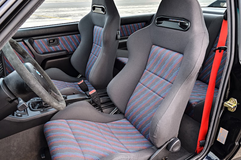 BMW E30 M3 sport evolution interior