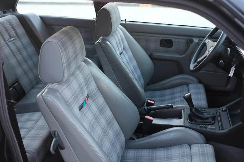 BMW E30 M3 Evolution II interior
