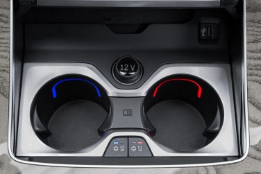 BMW X7 heated cooled cupholders BMW X7 heated cooled cupholders