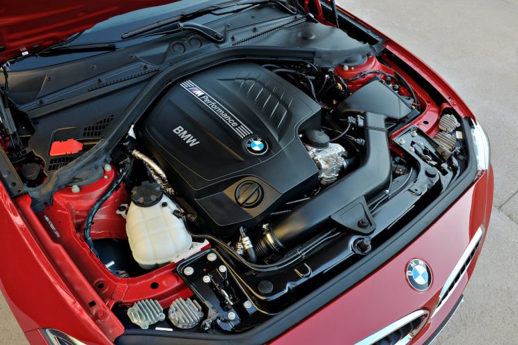 BMW M235i oil change