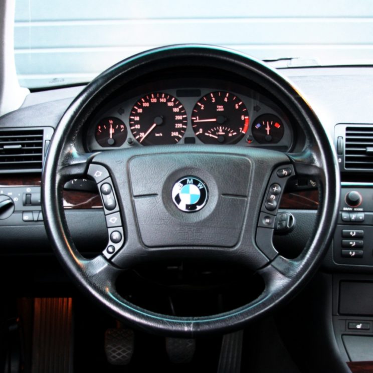 BMW E46 Steering Wheel options, specs