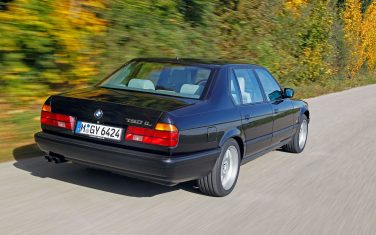 BMW E32 750iL v12 BMW E32 750iL v12