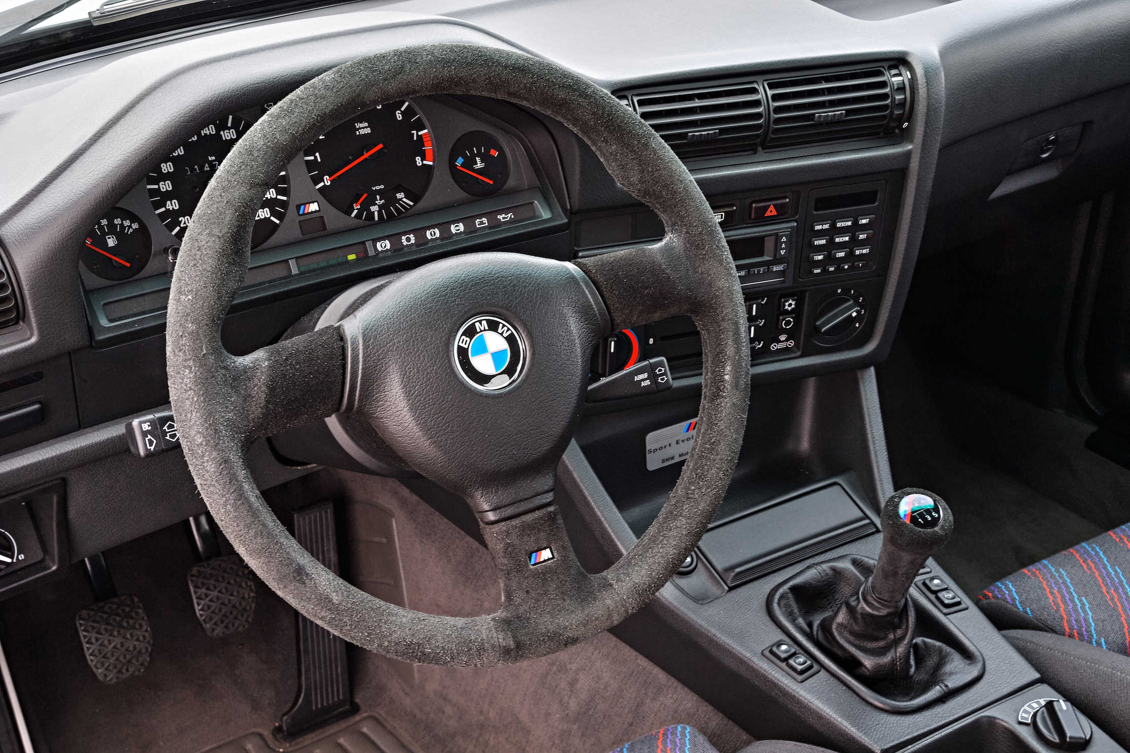 Sloppy BMW E30 steering wheel fix