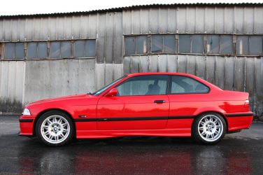 BMW E36 M3 BMW E36 M3 hellrot